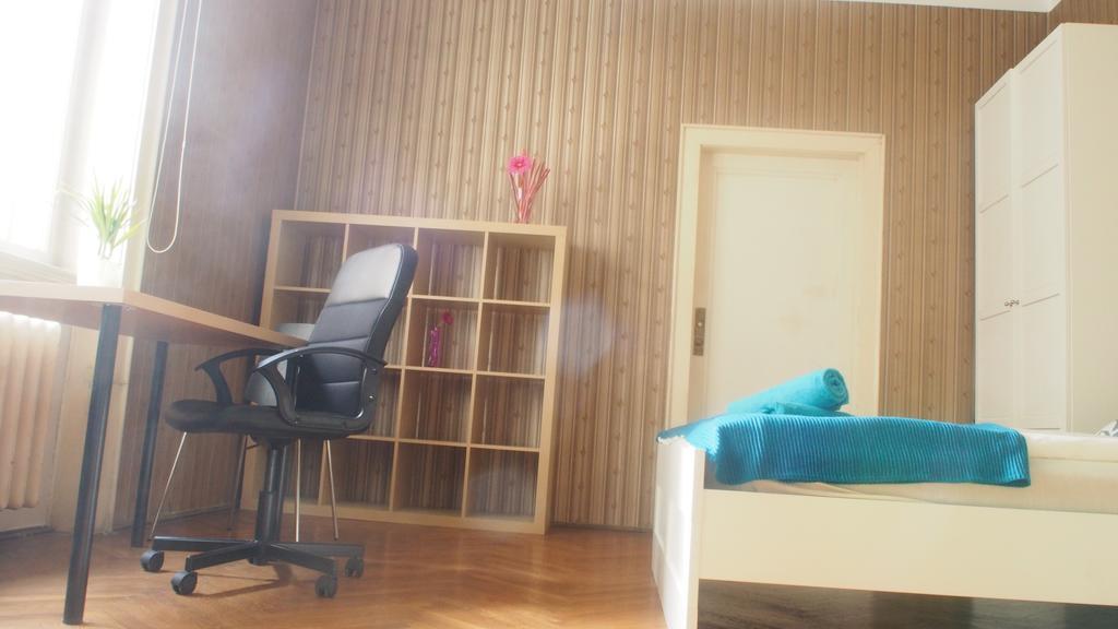 Hostel Krakow Color Sarego Krakau Zimmer foto